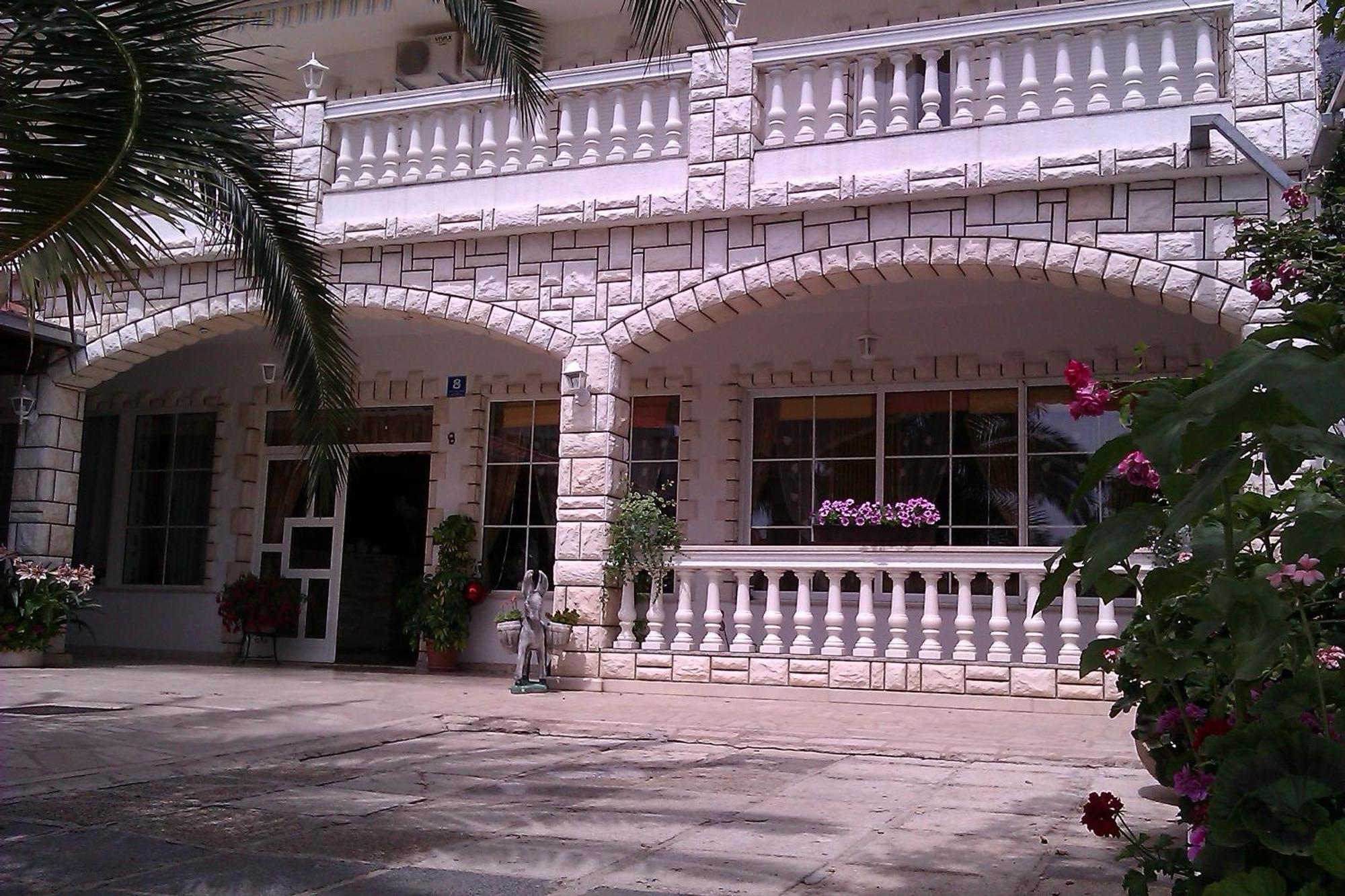 Pansion Ivana Baska Voda Exterior photo